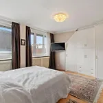 110 M2 3 Bedroom Apartment With Cathedral View
