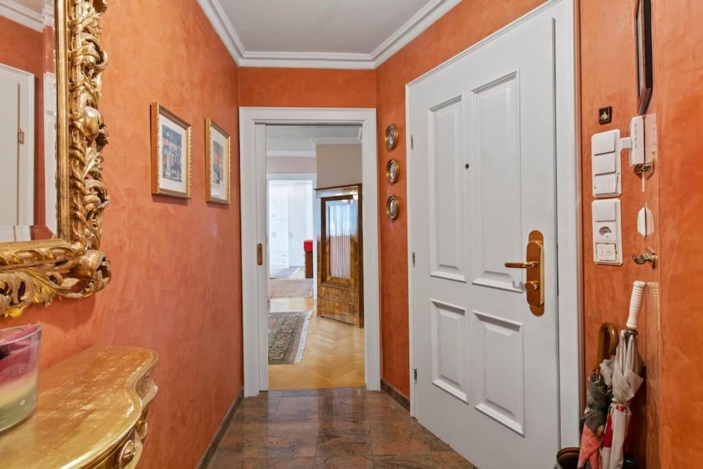 110 M2 3 Bedroom With Cathedral View * Wien
